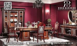 Deal Spesial Meja Makan Jati Minimalis Mudah Dibersihkan RB-657, terbuat dari kayu jati dengan ukiran elegan dan kain bludru, sempurna untuk momen berkualitas bersama keluarga.