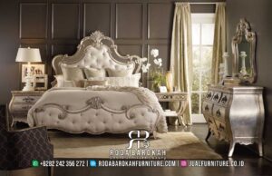 Segera Habis Tempat Tidur Ukir Mewah dengan material Kayu Jati dan finishing doff yang elegan, sempurna untuk mempercantik ruangan klasik modern Anda.