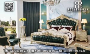 Serbu Sekarang Set Kamar Tidur Mewah dengan kayu jati lapis lac emas dan ukiran klasik Eropa yang membuat ruangan Anda terlihat lebih elegan dan mewah.