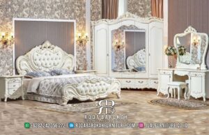 Rekomendasi Spesial Tempat Tidur Mewah Modern dengan rangka kayu jati finishing duco putih dan busa tebal, sempurna untuk nuansa elegan dan romantis di kamar Anda.