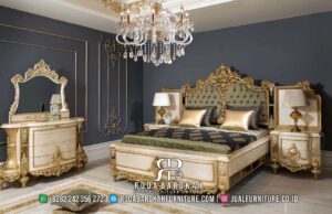 Belanja Hemat Kamar tidur klasik gold Tahan Lama RB-798, terbuat dari kayu jati dengan finishing gold plating dan hiasan ukiran elegan yang menambah kemewahan kamar Anda.