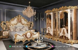 Penawaran Terakhir Tempat Tidur Mewah Garansi Resmi RB-809, kayu jati dengan finishing Lac Gold dan ukiran gold, hadirkan nuansa elegan dalam kamar tidur utama Anda.