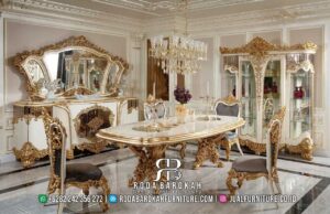 Wajib Punya Meja Makan Mewah Bisa Custom RB-793, terbuat dari kayu jati dengan finishing dicat emas, menawarkan desain klasik Eropa yang elegan dan tahan lama.