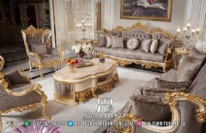 Penawaran Terakhir Sofa Tamu Mewah Baroque Asli Jepara RB-817 dengan ukiran emas dan kain pelapis fabric memberi nuansa elegan untuk ruang tamu Anda.
