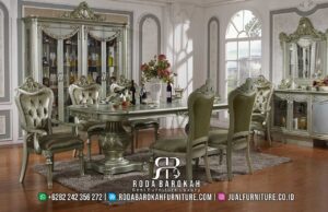 Serbu Sekarang Meja Makan Mewah Klasik Harga Murah RB-852, terbuat dari kayu jati dengan kaki berukir dan finishing doff gold, sempurna untuk ruang makan elegan Anda.