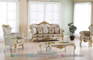 Toko Resmi Sofa Tamu Mewah Klasik Terlaris 2025 RB-878 hadir dengan kayu jati dan ukiran emas, sempurna untuk menambah kemewahan ruang tamu Anda.