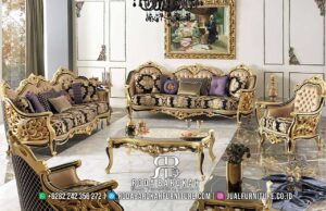 Wajib Punya Sofa Mewah Motif Gold harga termurah RB-904, terbuat dari kayu jati dengan finishing dicat emas, hadirkan nuansa klasik Eropa yang mewah di ruang tamu Anda.