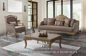 Flash Sale sofa mewah klasik terbaru dengan kayu jati cat duco emas dan pelapis kain bludru, sempurna untuk menciptakan nuansa elegan di ruang tamu Anda.