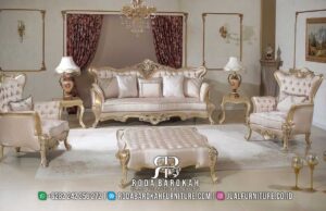 Promo Kilat Sofa Mewah Tamu Set langsung pakai RB-915, terbuat dari kayu jati dengan ornamen ukiran elegan dan busa density untuk kenyamanan maksimal.