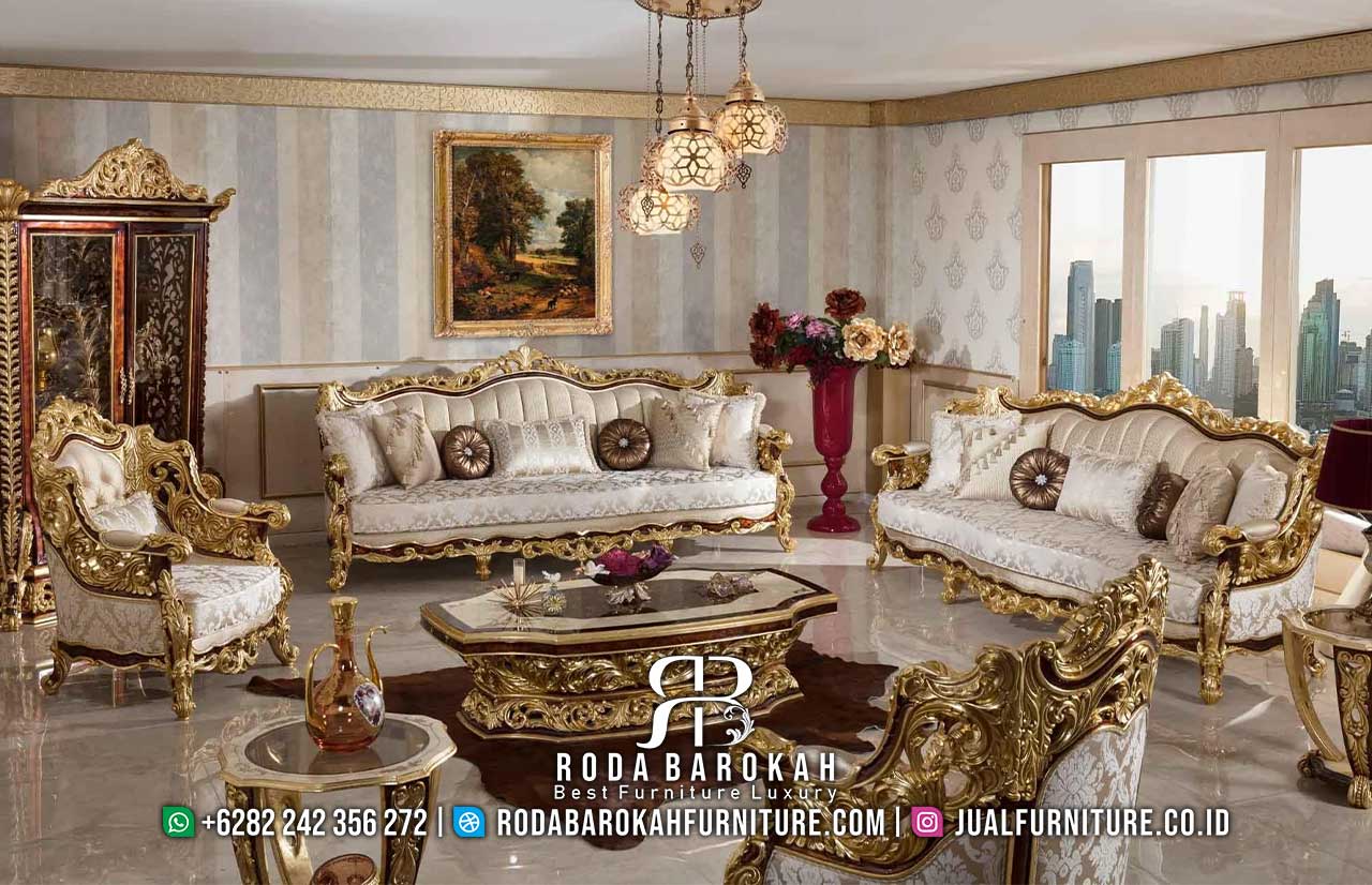 Top Pilihan Luxury Set Sofa Mewah Gaya Natural RB-928, terbuat dari kayu jati dengan ukiran emas dan busa tebal berkualitas, menjadikan ruang tamu Anda lebih elegan dan nyaman.