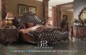 Harga Set Kamar Jati Natural Mewah dengan ukiran kayu dan kain bludru elegan, sempurna untuk menambah keindahan ruang tidur Anda.