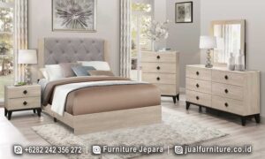 Set Tempat Tidur Mewah Classico Kesan Klasik RB1026 hadir dengan material kayu jati dan finishing warna kayu, menambah nuansa elegan dan minimalis di kamar tidur Anda.