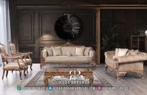 Teruji Sofa Tamu Mewah Chester harga terjangkau RB-985, dilengkapi rangka kayu jati dan finishing gold doff, sempurna untuk ruang tamu elegan Anda.