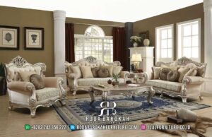 Desain Sofa Ruang Tamu Mewah Napoleon Antik Elegan RB1047 hadir dengan kayu jati dan hiasan ukiran, memberikan sentuhan klasik yang elegan untuk ruang tamu Anda.
