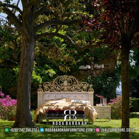 Kamar Set Mewah Jepara Ukiran Klasik Royals Luxury Terbaru RB-145
