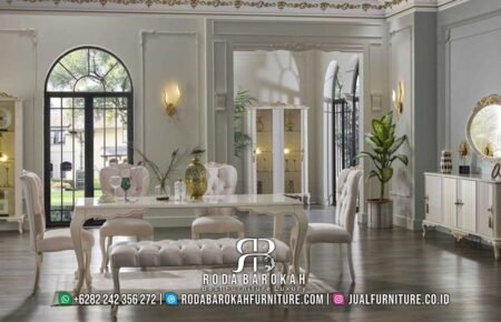 Mempercantik Ruang Makan dengan Set Meja Makan Mewah Klasik RB-343